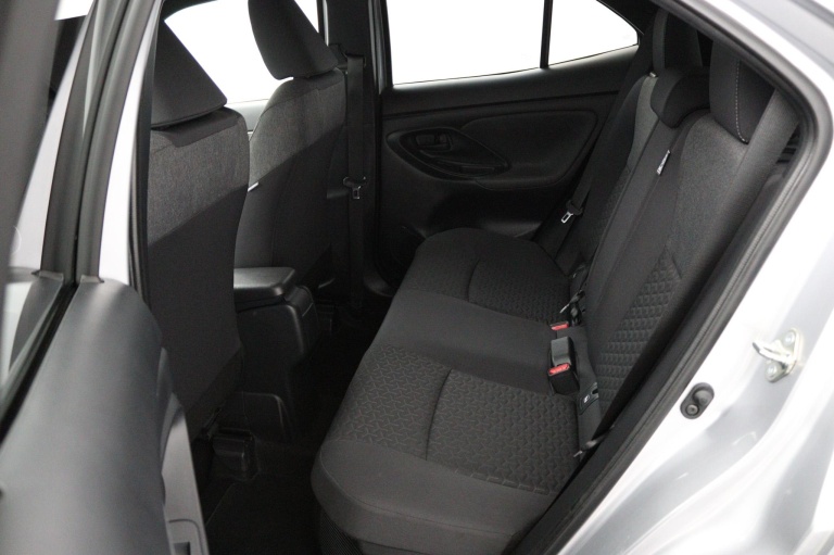 Toyota Yaris Cross - 1.5 Hybrid First Edition 18