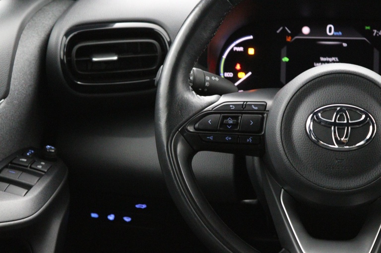 Toyota Yaris Cross - 1.5 Hybrid First Edition 19