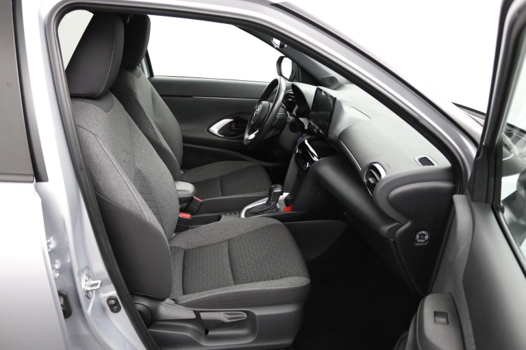 Toyota Yaris Cross - 1.5 Hybrid First Edition 22