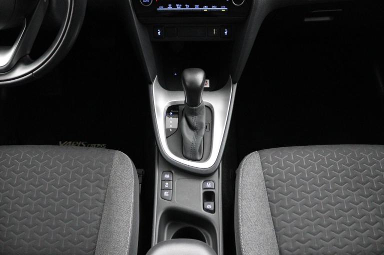 Toyota Yaris Cross - 1.5 Hybrid First Edition 26