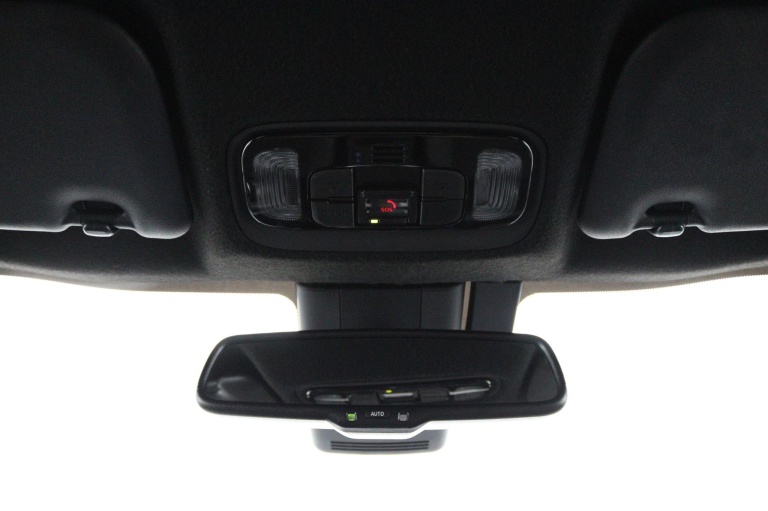 Toyota Yaris Cross - 1.5 Hybrid First Edition 34
