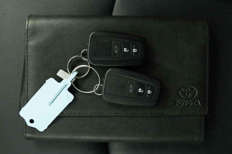 Toyota RAV4 - 2.0 VVT-iE Style 11