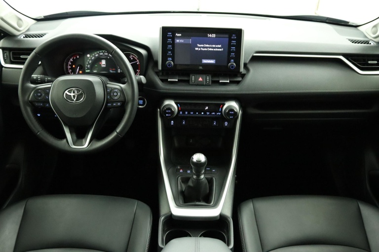 Toyota RAV4 - 2.0 VVT-iE Style 4