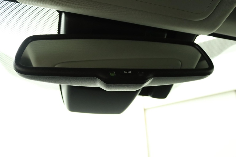 Toyota RAV4 - 2.0 VVT-iE Style 52