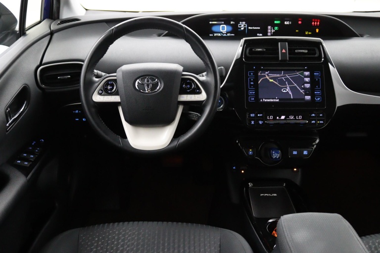Toyota Prius - 1.8 Dynamic 22