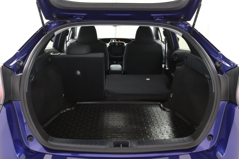 Toyota Prius - 1.8 Dynamic 27