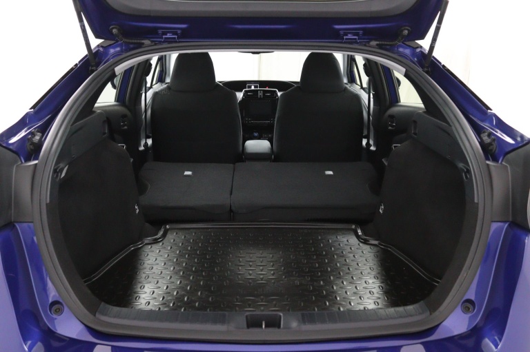 Toyota Prius - 1.8 Dynamic 28