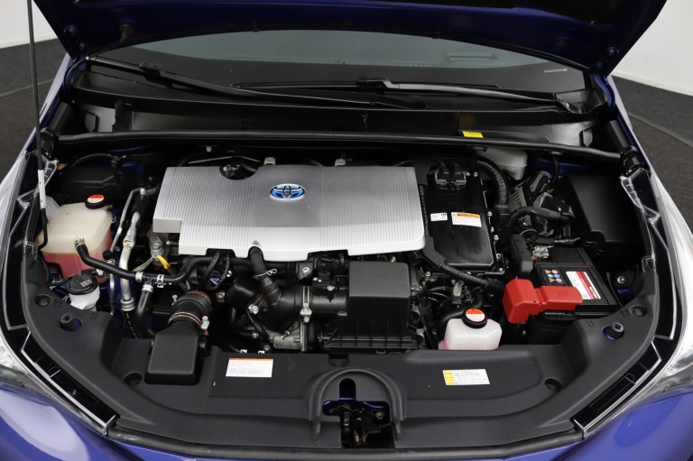 Toyota Prius - 1.8 Dynamic 33