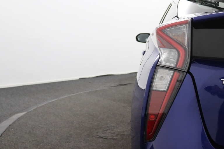 Toyota Prius - 1.8 Dynamic 39