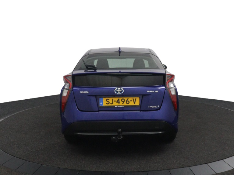 Toyota Prius - 1.8 Dynamic 8