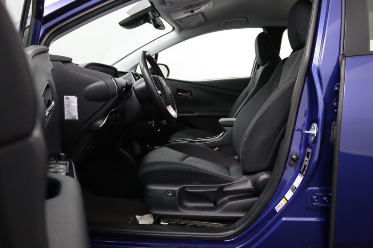 Toyota Prius - 1.8 Dynamic 9