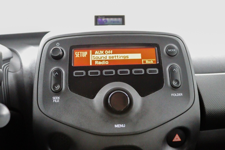 Toyota Aygo - 1.0 VVT-i x-now 15