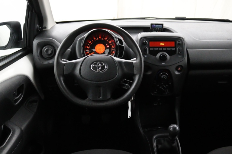 Toyota Aygo - 1.0 VVT-i x-now 23