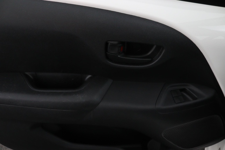 Toyota Aygo - 1.0 VVT-i x-now 29