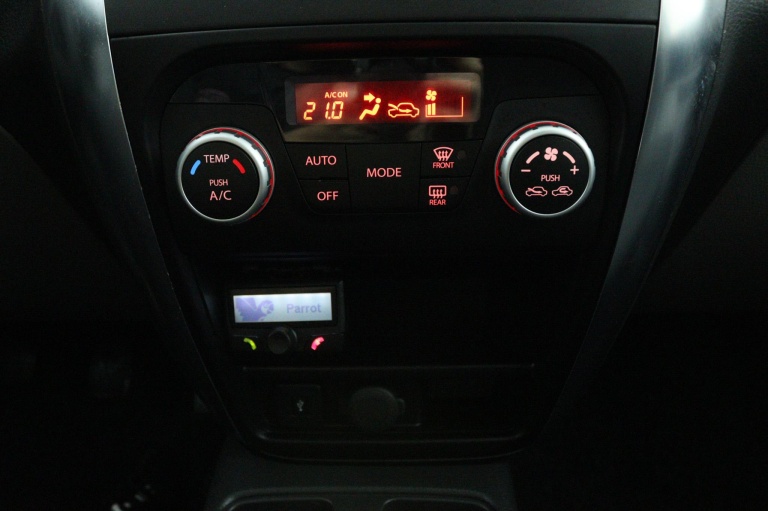 Suzuki SX4 - 1.6 Executive 18