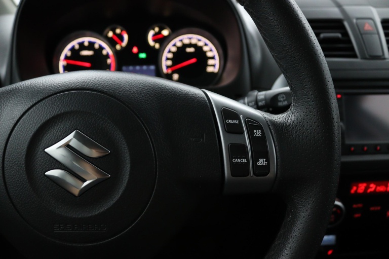 Suzuki SX4 - 1.6 Executive 20
