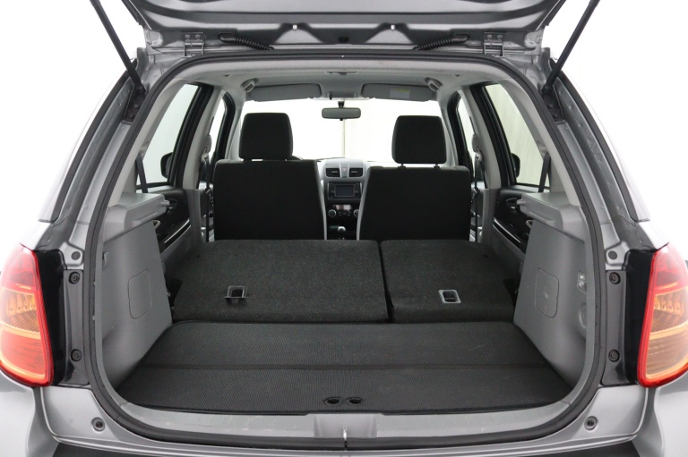 Suzuki SX4 - 1.6 Executive 27