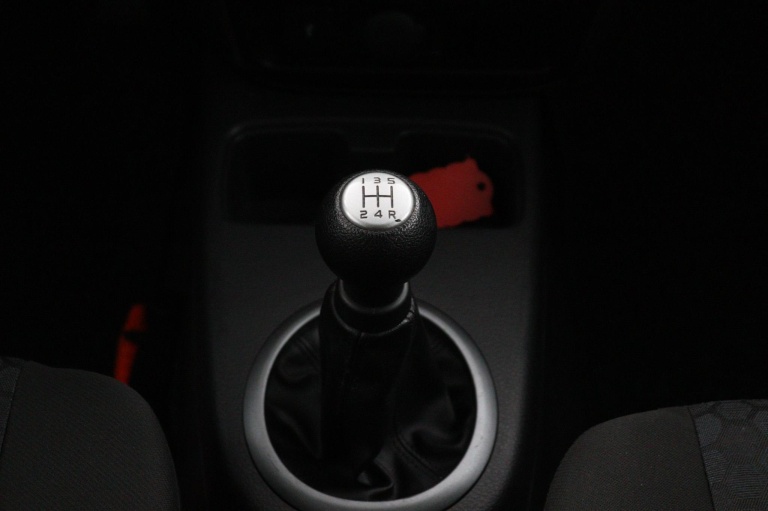 Suzuki SX4 - 1.6 Executive 28