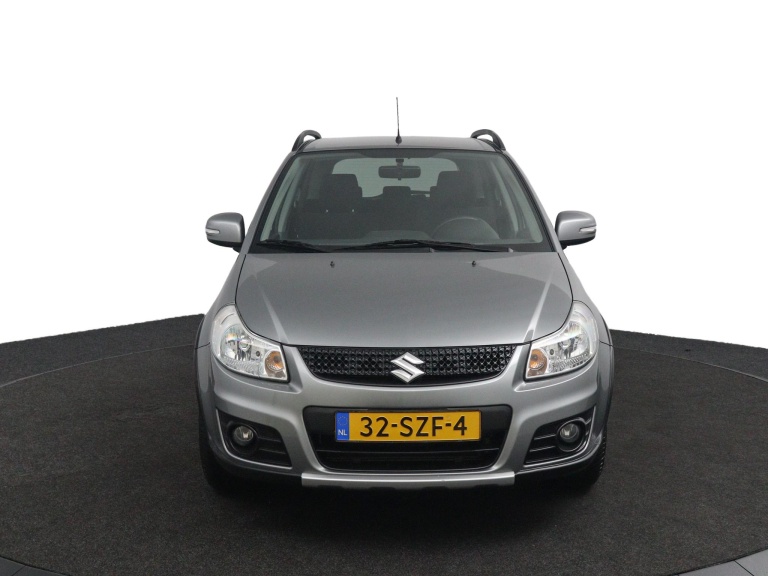 Suzuki SX4 - 1.6 Executive 7