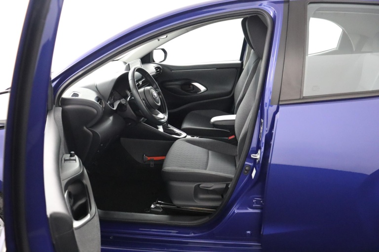 Toyota Yaris - 1.5 Hybrid Active 17