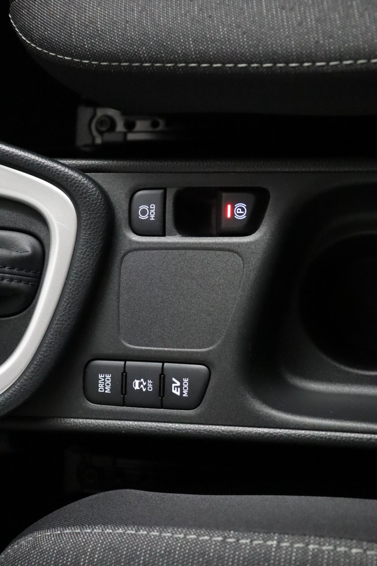 Toyota Yaris - 1.5 Hybrid Active 37