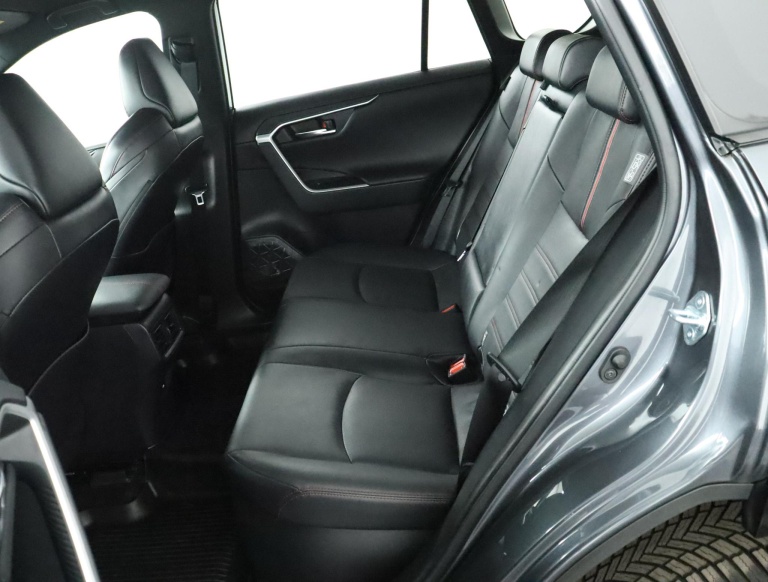 Toyota RAV4 - 2.5 Plug-in Hybrid AWD Bi-Tone Plus 17