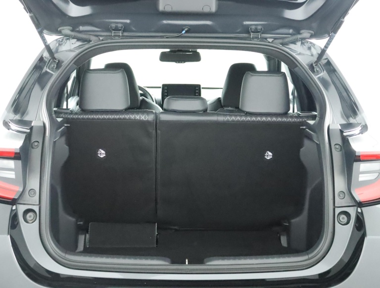 Toyota Yaris - 1.5 Hybrid Executive 24