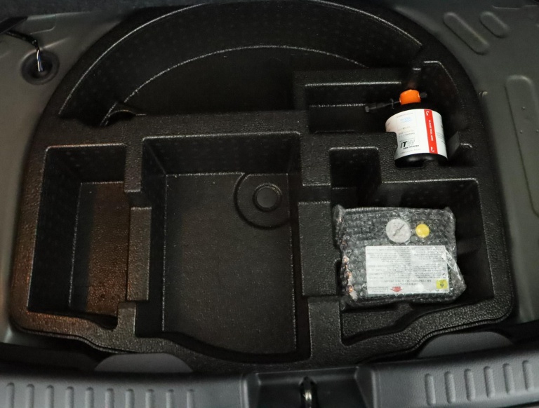 Toyota Yaris - 1.5 Hybrid Executive 34
