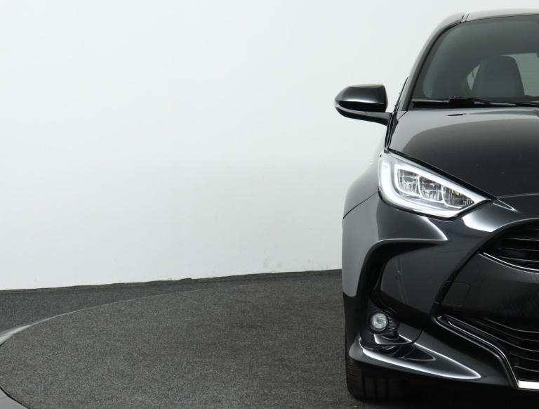 Toyota Yaris - 1.5 Hybrid Executive 36