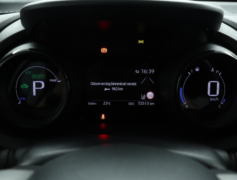 Toyota Yaris - 1.5 Hybrid Executive 6