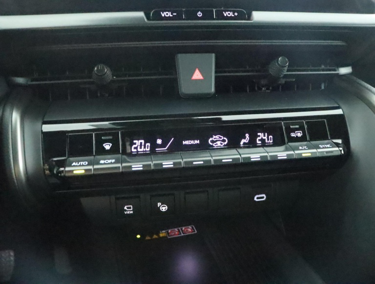 Toyota C-HR - 1.8 Hybrid 140 First Edition 7