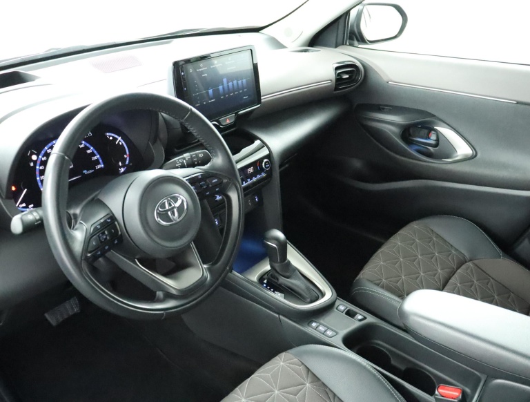 Toyota Yaris Cross - 1.5 Hybrid Executive 67