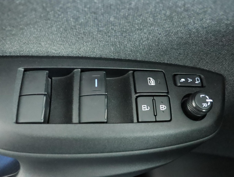 Toyota Yaris Cross - 1.5 Hybrid Executive 29