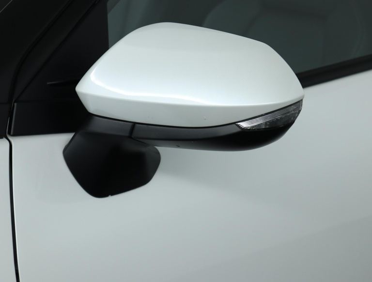 Toyota Yaris Cross - 1.5 Hybrid Executive 36