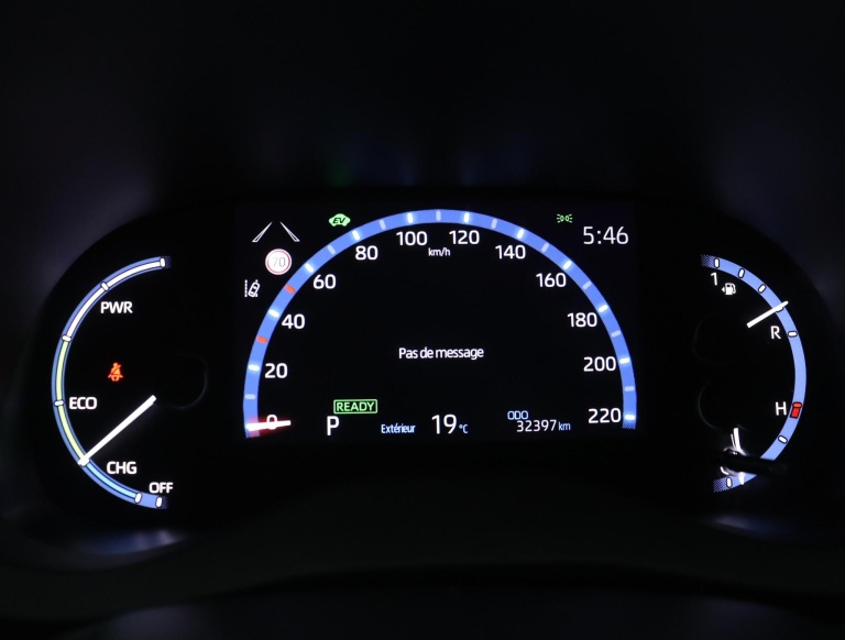 Toyota Yaris Cross - 1.5 Hybrid Executive 6