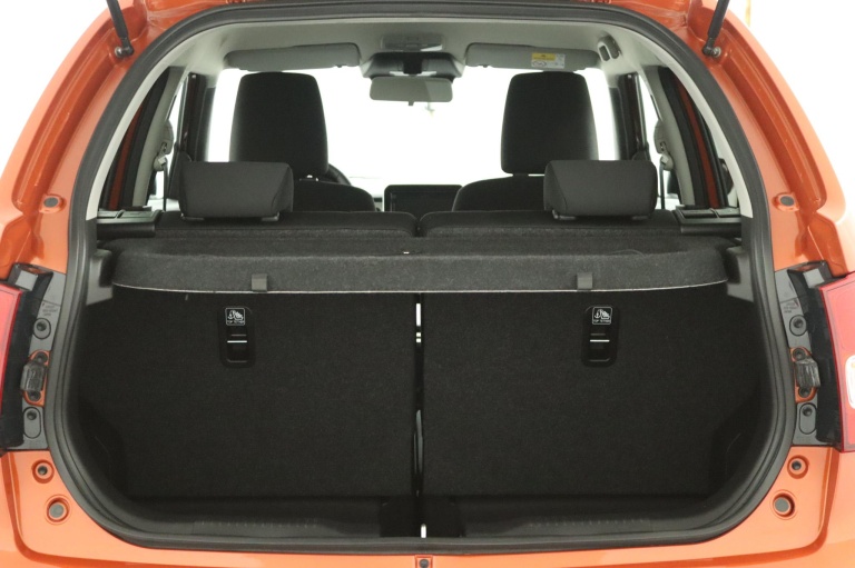 Suzuki Ignis - 1.2 Smart Hybrid Style 23