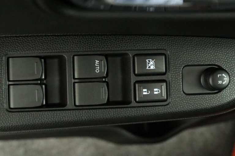 Suzuki Ignis - 1.2 Smart Hybrid Style 29