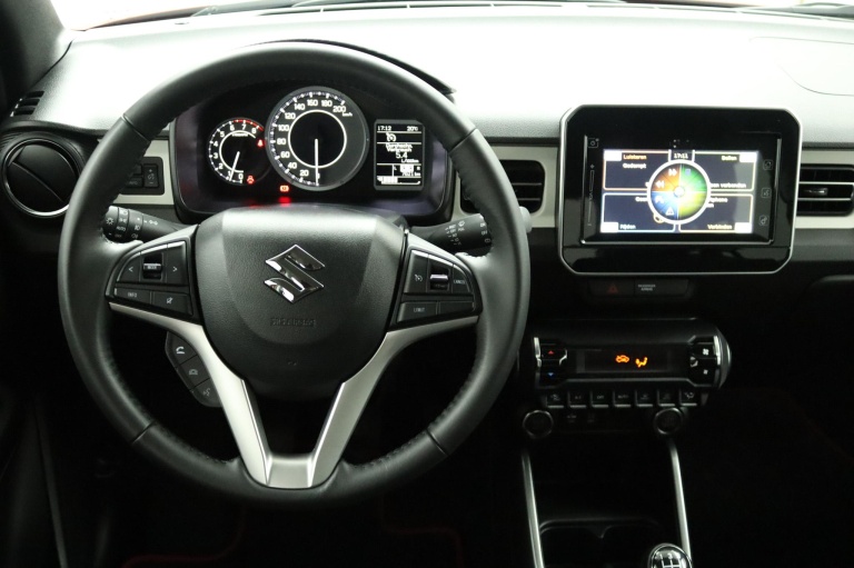 Suzuki Ignis - 1.2 Smart Hybrid Style 53