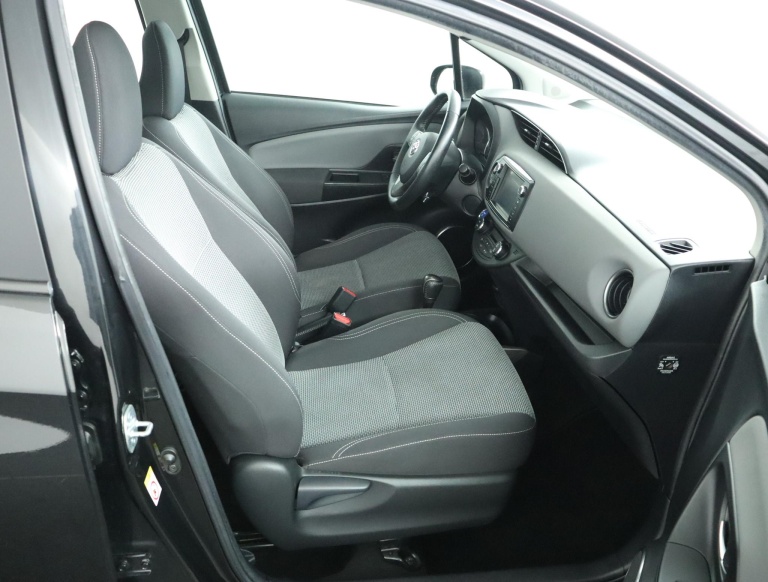 Toyota Yaris - 1.5 Hybrid Aspiration 21