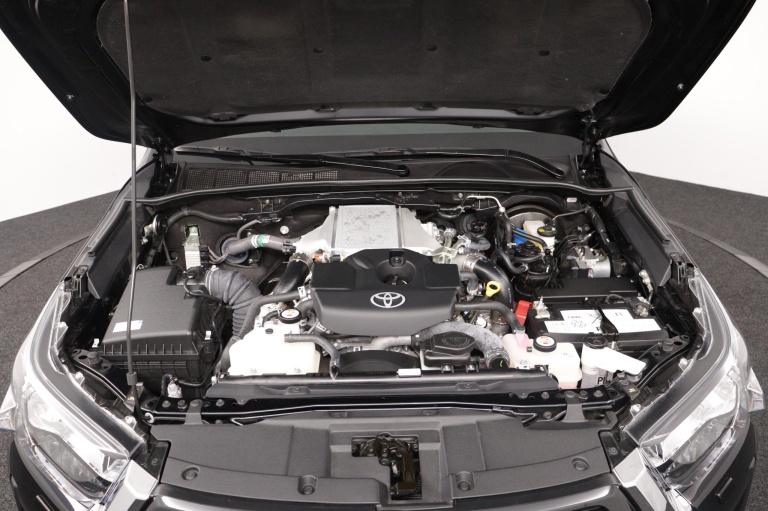 Toyota HiLux - 2.4 D-4D Xtra Cab Professional 30