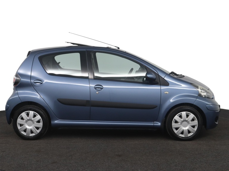 Toyota Aygo - 1.0-12V Comfort 12