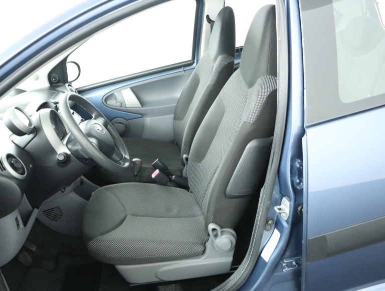 Toyota Aygo - 1.0-12V Comfort 16