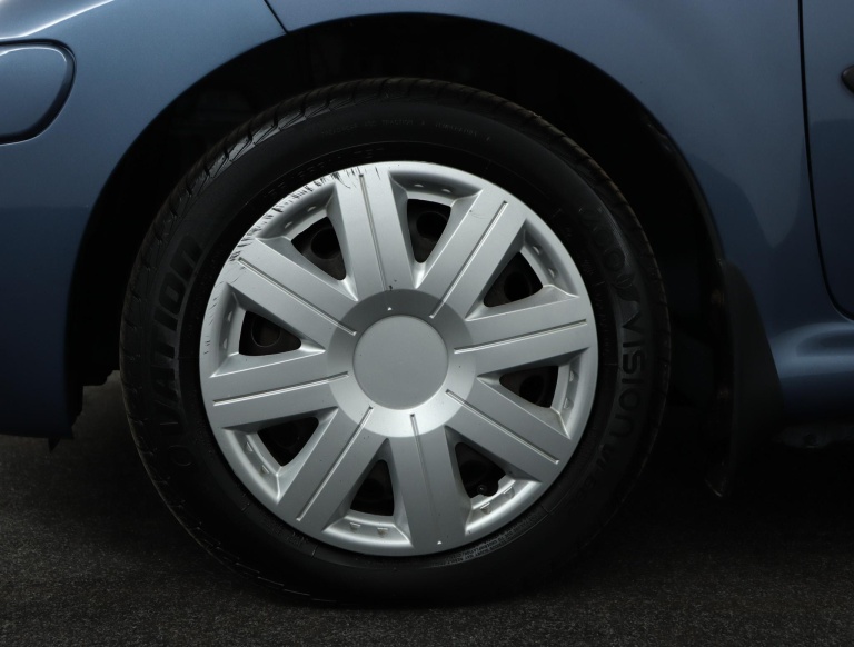 Toyota Aygo - 1.0-12V Comfort 34