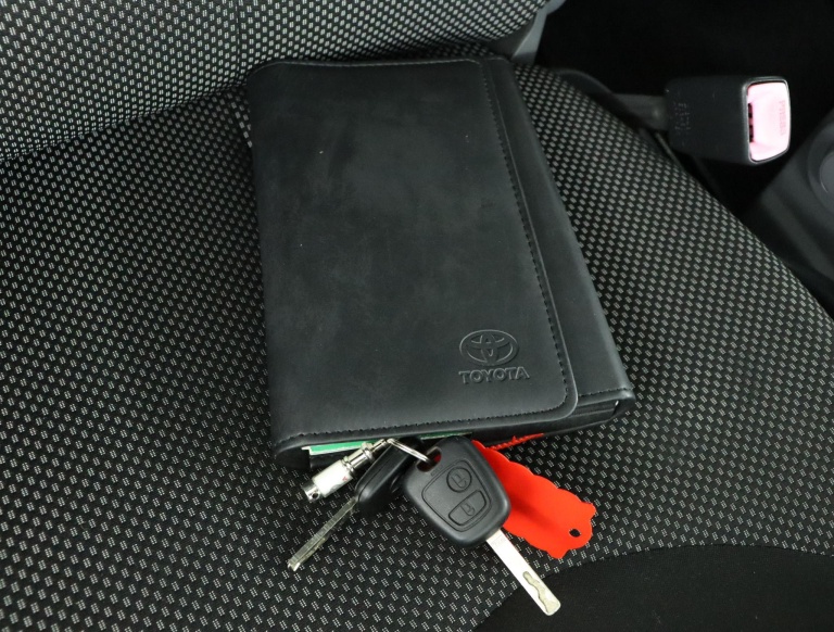 Toyota Aygo - 1.0-12V Comfort 9