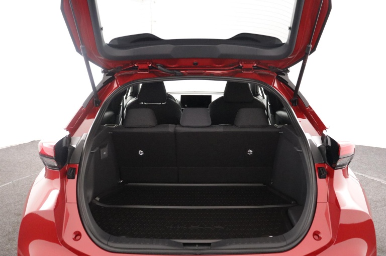 Toyota C-HR - 2.0 Plug-in Hybrid 220 Dynamic 22