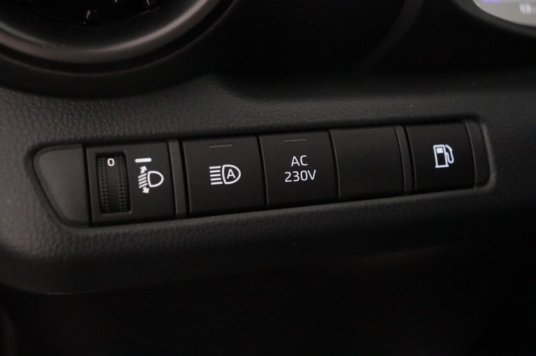 Toyota C-HR - 2.0 Plug-in Hybrid 220 Dynamic 28