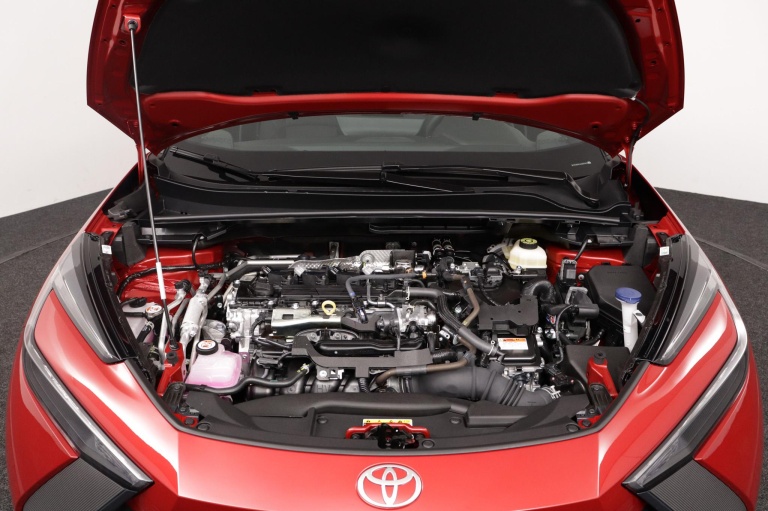 Toyota C-HR - 2.0 Plug-in Hybrid 220 Dynamic 33