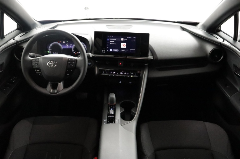 Toyota C-HR - 2.0 Plug-in Hybrid 220 Dynamic 4