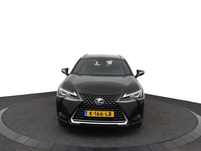 Lexus UX - 300e Business 54 kWh 16