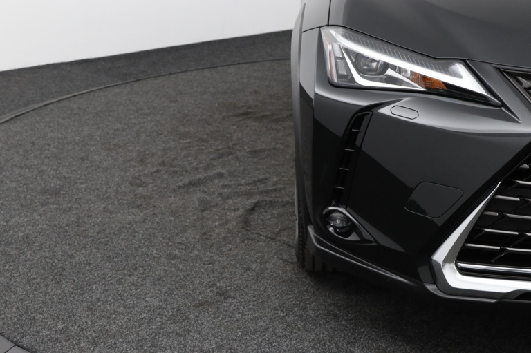 Lexus UX - 300e Business 54 kWh 34